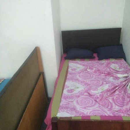 Bathiya Tourist Guest Anuradhapura Hotell Exteriör bild